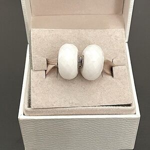 Trollbeads genuine milky quartz